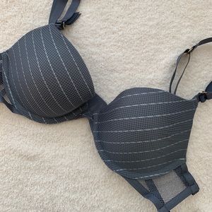 Victoria’s Secret Very Sexy push up bra